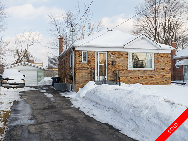 Wesford Detached for sale: 2+2 (Listed 2014-02-18)