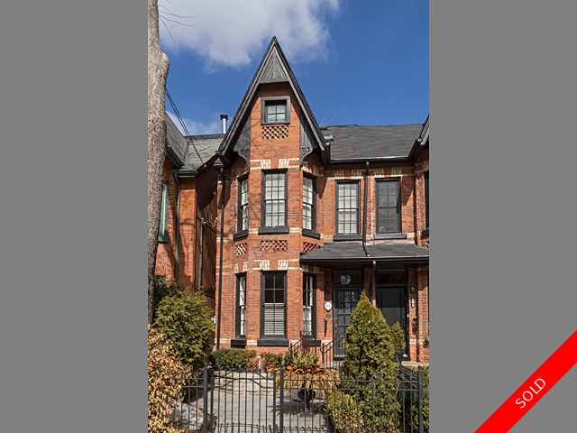 Toronto Semi-detached for sale: 4 bedroom (Listed 2014-03-31)
