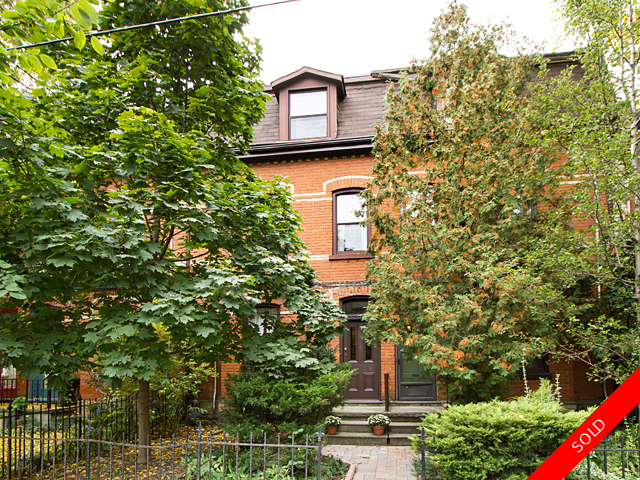South Parkdale Detached for sale: 3 bedroom (Listed 2012-10-10)